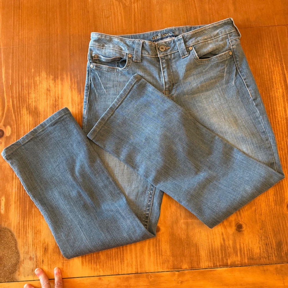 Refuge Light Wash Straight Leg Denim Jeans Girls Size 11 Blue P1270LW-34
